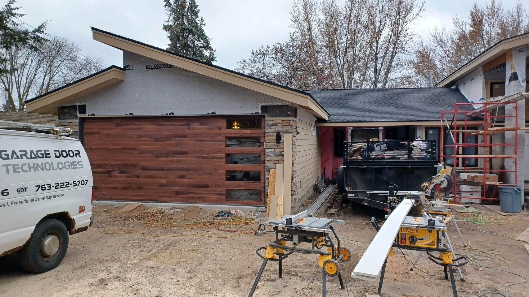 Garage Door Repair Experts in Malibu CA